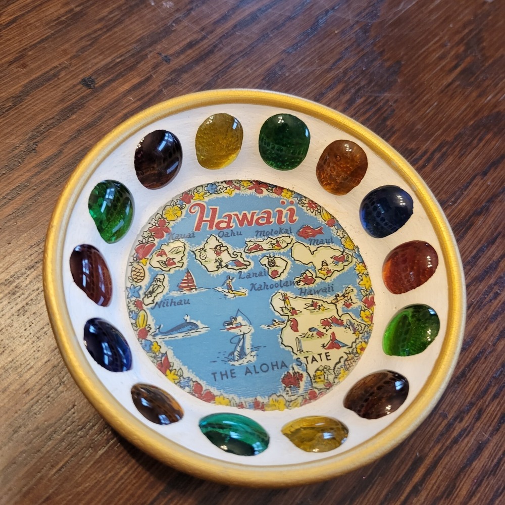 Vintage Hawaii Souvenir Glass Plate Ashtray with Colorful stones